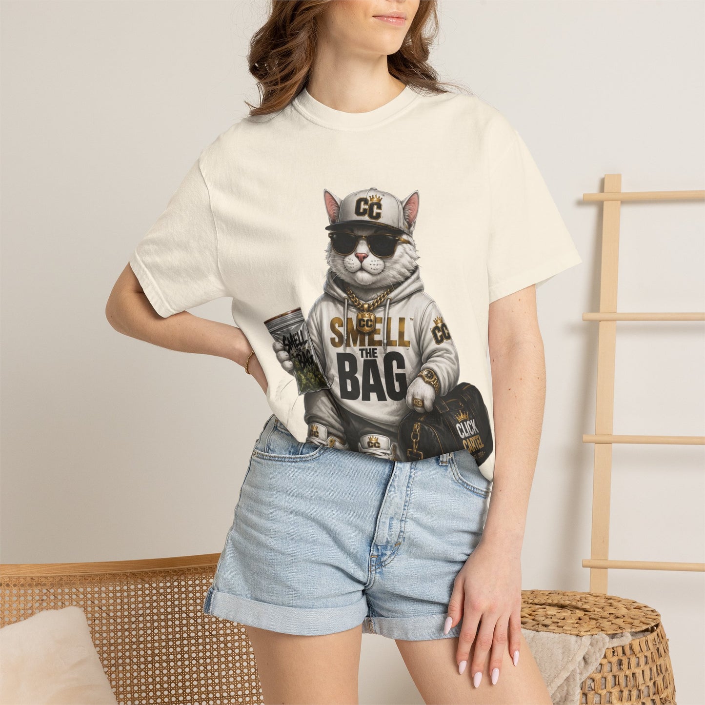 Cat Daddy | Smell the Bag Tee